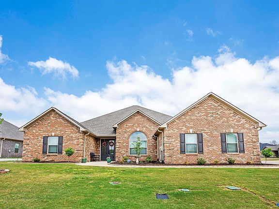 2nd image of 26439 Birkshire Ln