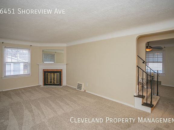 4th image of 26451 Shoreview Ave