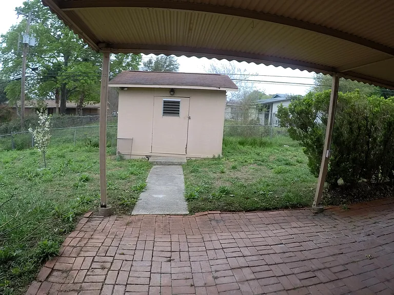 106 Springwood Ln — Photo 21