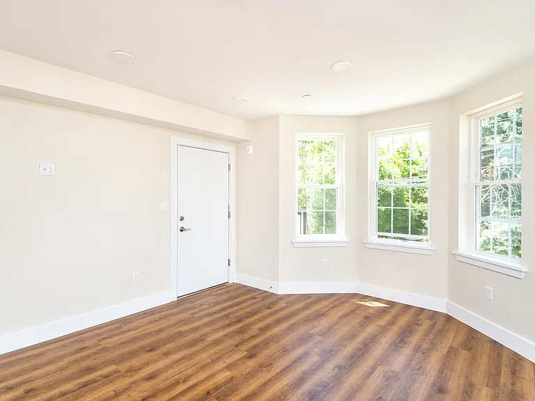 12 Furnace Ave #4 — Photo 5