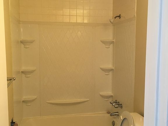 5th image of 1106 1st North St APT 8
