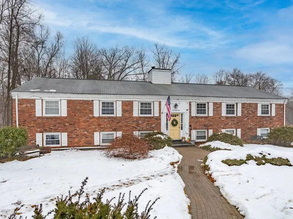 1198 Hill Rd, Boxborough, MA 01719