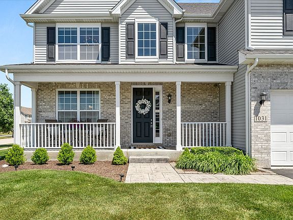 2nd image of 1031 S Carly Cir