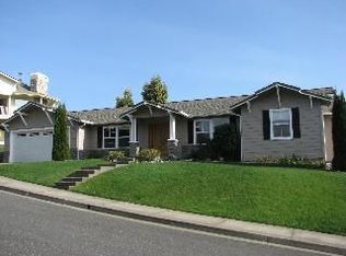 955 Timberline Dr, Brookings, OR 97415