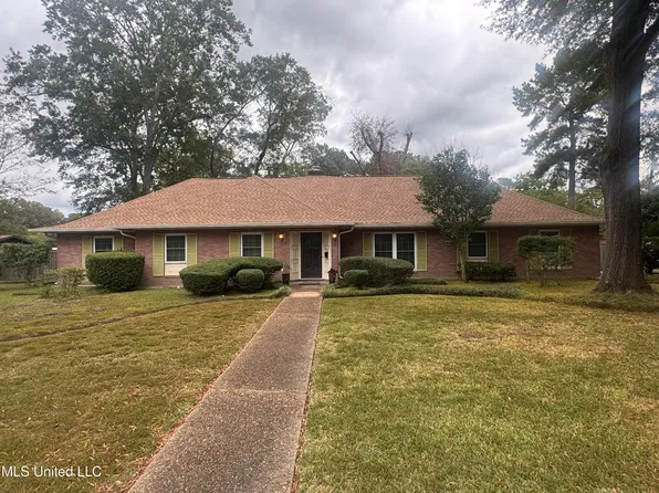 5216 Meadow Oaks Park Dr, Jackson, MS 39211