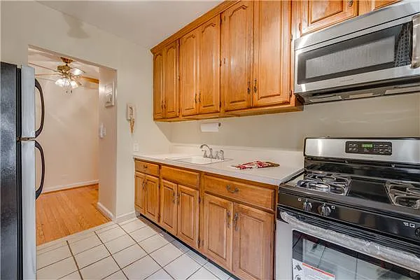 Sold by Exclusive Properties Sotheby's International Realty | media 47