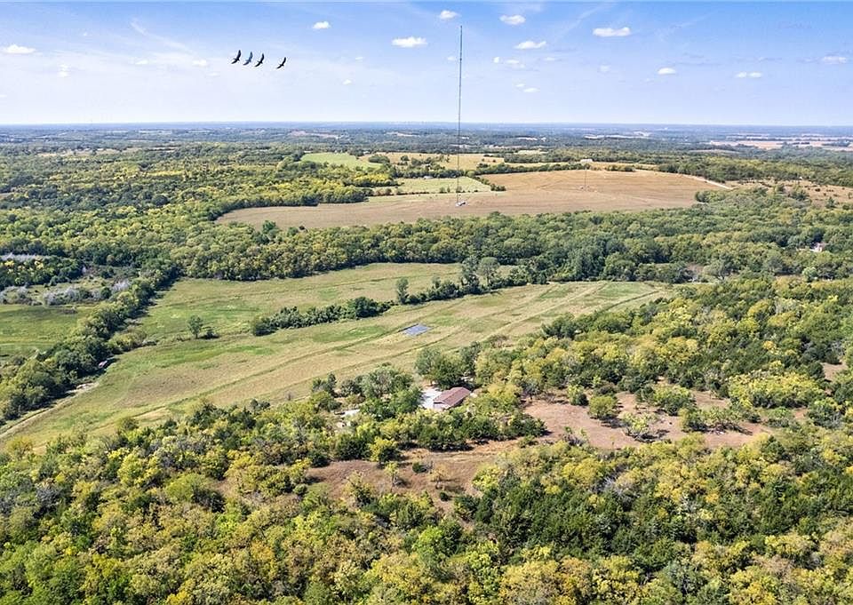 324 N 2050th Rd, KS 66050 Zillow