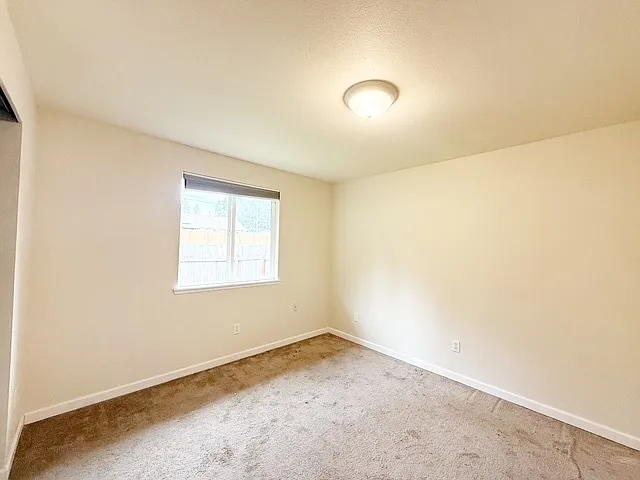 2707 SE Sedgwick Rd — Photo 14