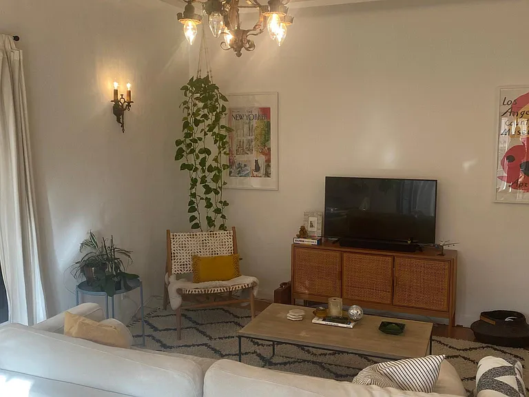 655 S Dunsmuir Ave #103 — Photo 5