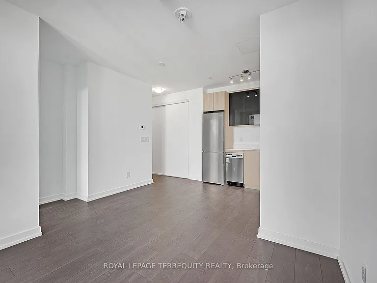 3100 Keele St #719 — Photo 11