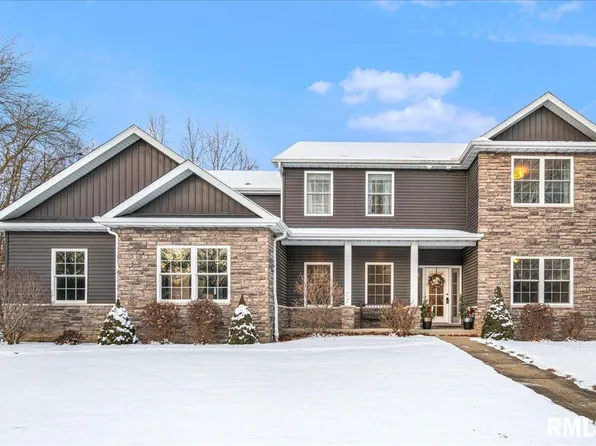 138 Camelin Dr, Washington, IL 61571