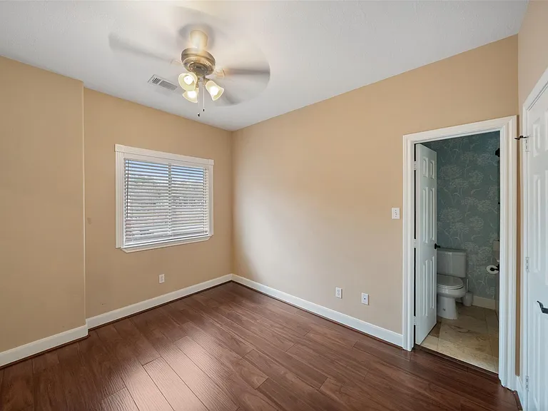 2438 Ripplewood Dr — Photo 19