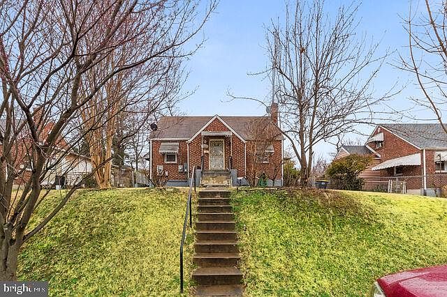 1st image of 6405 Flanders Dr