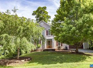 324 Starcrest Rd, Charlottesville, VA 22902
