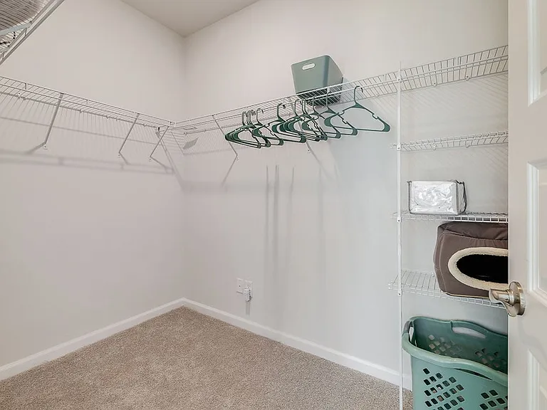 151 Holloway Hl — Photo 15