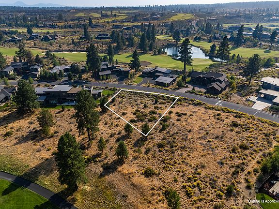 3rd image of 61594 Hosmer Lake Dr