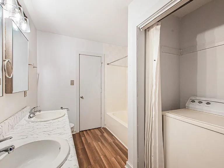 3606 Top Of The Pines Ct — Photo 15