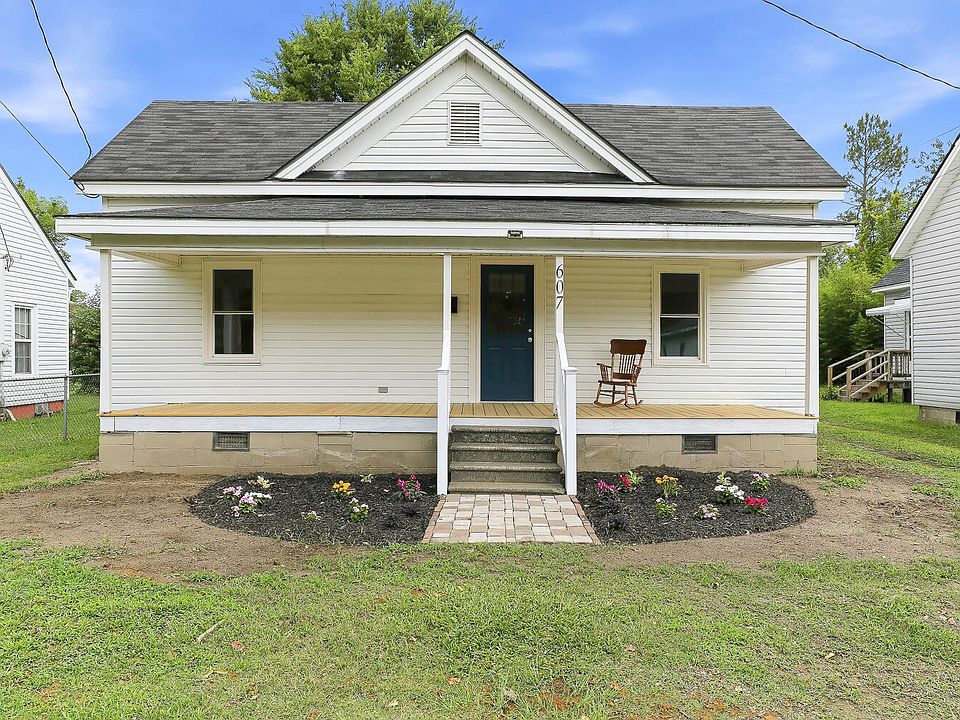 1st image of 607 N Magnolia Ave