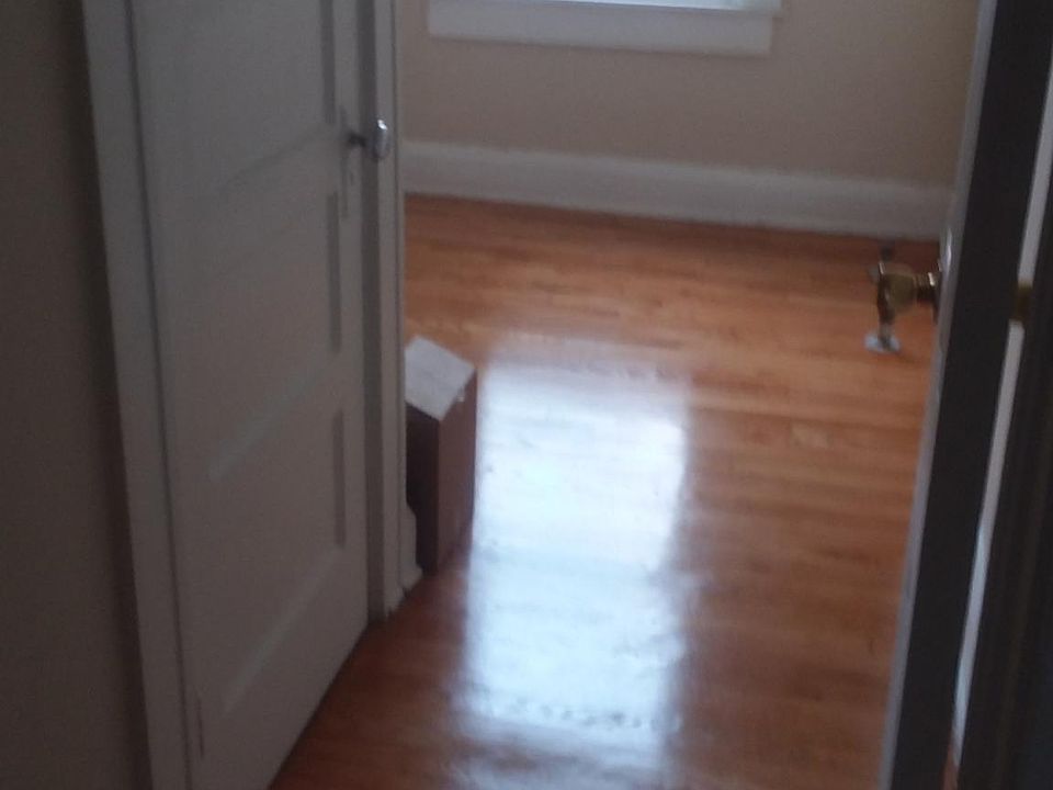 2nd image of 1615 Chilton St #B