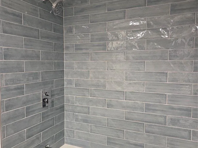 100 Oakmont Ln #305 — Photo 24