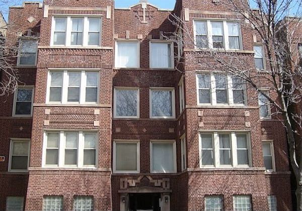 Walk-up building