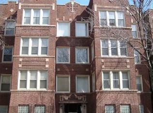 2211 E 70th St APT 1E, Chicago, IL 60649