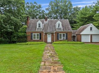 200 Crestmont Rd, Pittsburgh, PA 15237