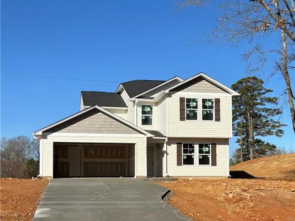 659 Gus Hill Rd, Clemmons, NC 27012