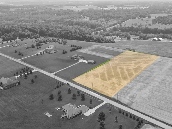 Brungard Rd, New Middletown, OH 44442