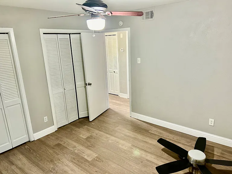 4429 Bowser Ave #101 — Photo 14