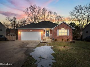 468 Simmons Ln, Mount Washington, KY 40047