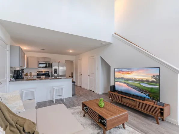 16755 N Marie Village Dr, Conroe, TX 77306