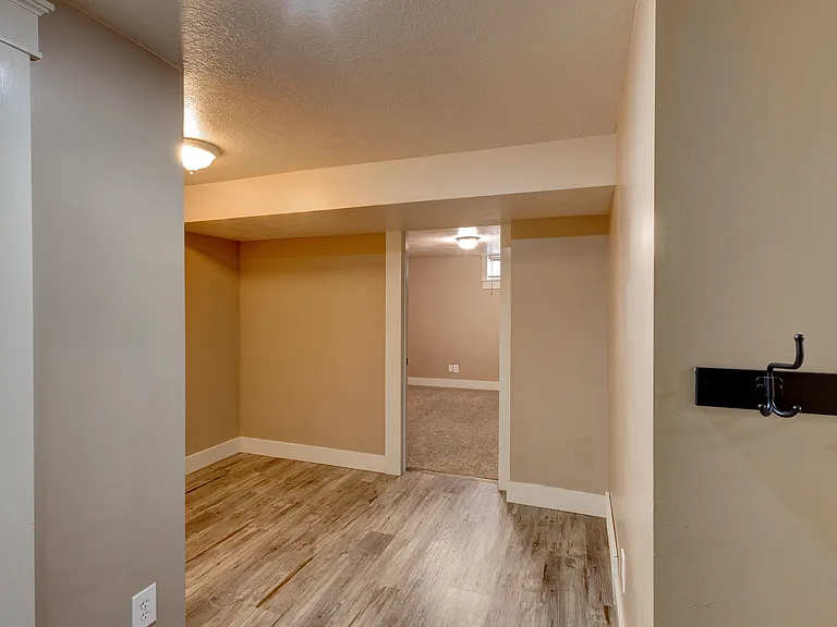 3538 Quincy Ave — Photo 11