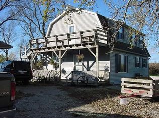 521 South St, Washburn, IL