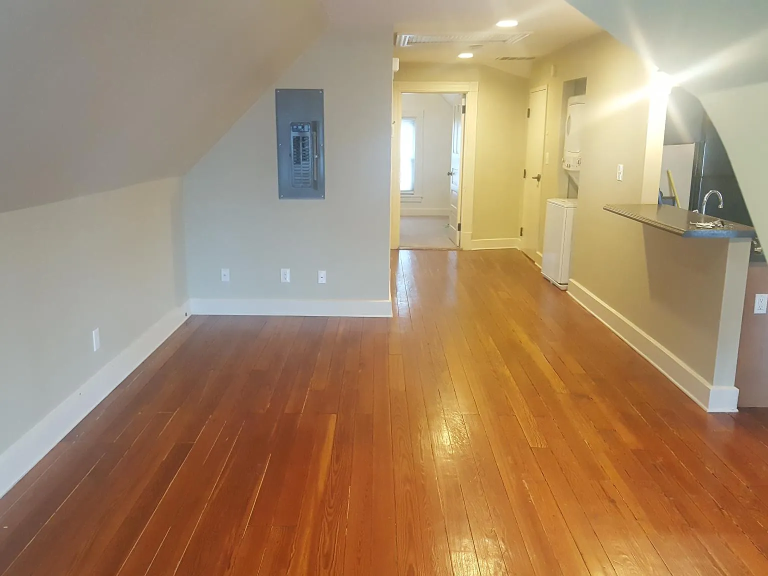 3347 Woodburn Ave — Photo 3