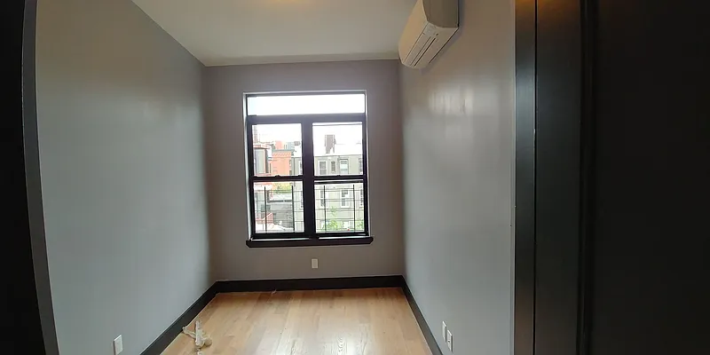 Rented by Reyes & Elsamad Real Estate Group | media 49