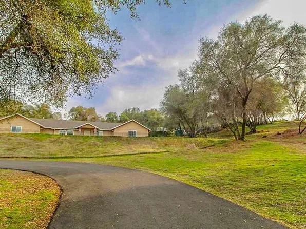 46474 W Longview Ln, Coarsegold, CA 93614