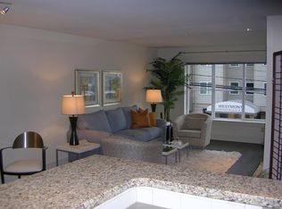 3202 SW Avalon Way, Seattle, WA 98126