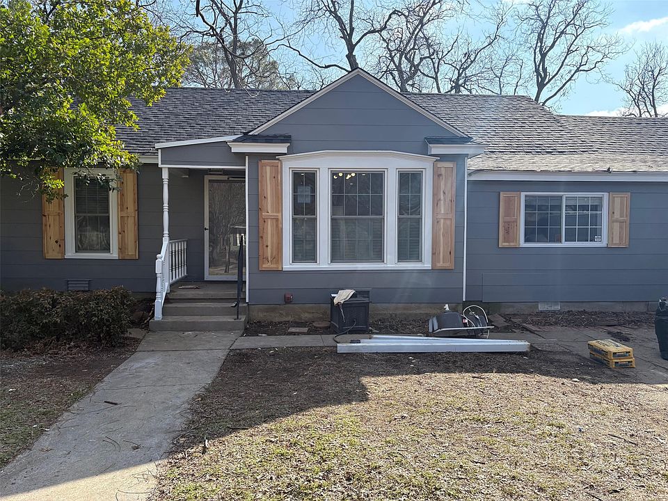 1st image of 1115 Egan St