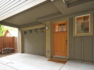 4316B 8th Ave NE, Seattle, WA, 98105