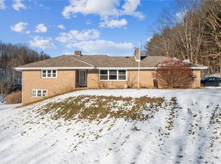 499 Center Grange Rd, Monaca, PA 15061