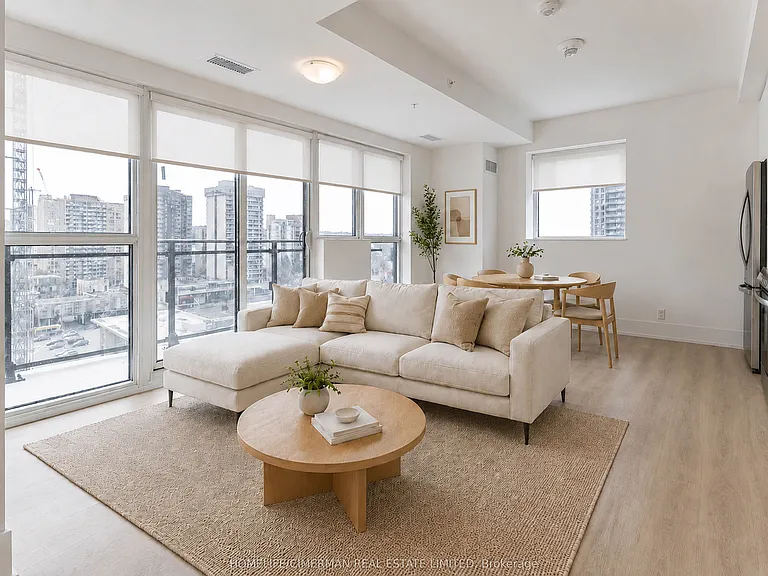 206 King St W #Penthouse 1 — Photo 3