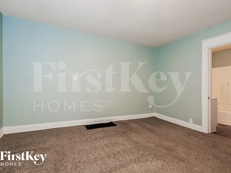 6014 Virginia Ave — Photo 10