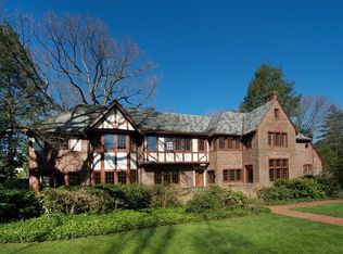 239 Chestnut St, Newton, MA 02465