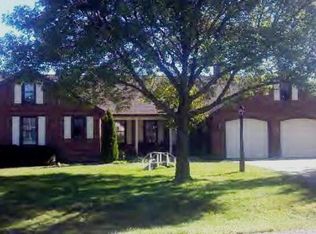 15 Everett Dr, Bismarck, IL 61814