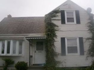 97 Isabelle Rd, Cheektowaga, NY 14225