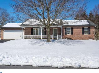 5 Burkey Dr, Denver, PA 17517