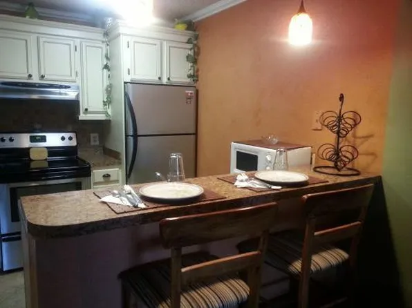 8681 Key Royale Ln APT 201, Tampa, FL 33614