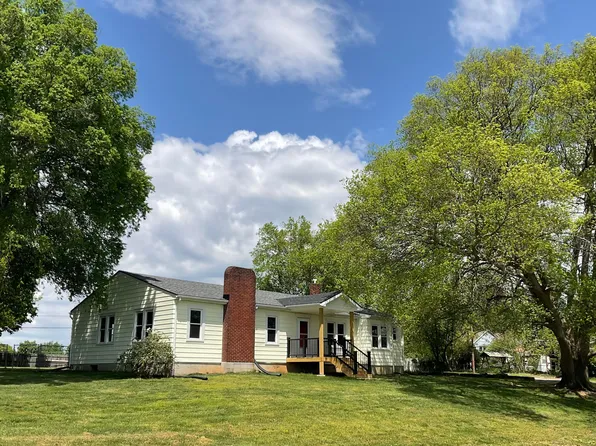 44 Horseshoe Dr, Paris, KY 40361