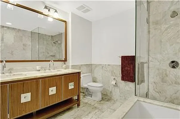 Sold by Nest Seekers International | media 6